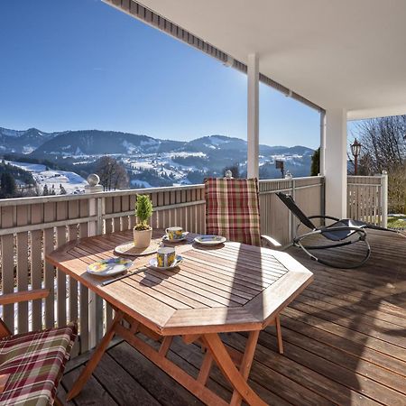 Haus "Bergblick" Ferienwohnung Falken Mit 1 Schlafzimmer Оберщауфен Екстериор снимка